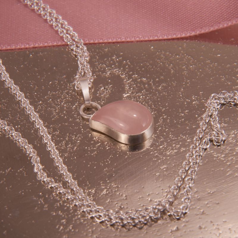 Ankerkette und Anhänger mit Rosenquarz Tropfen